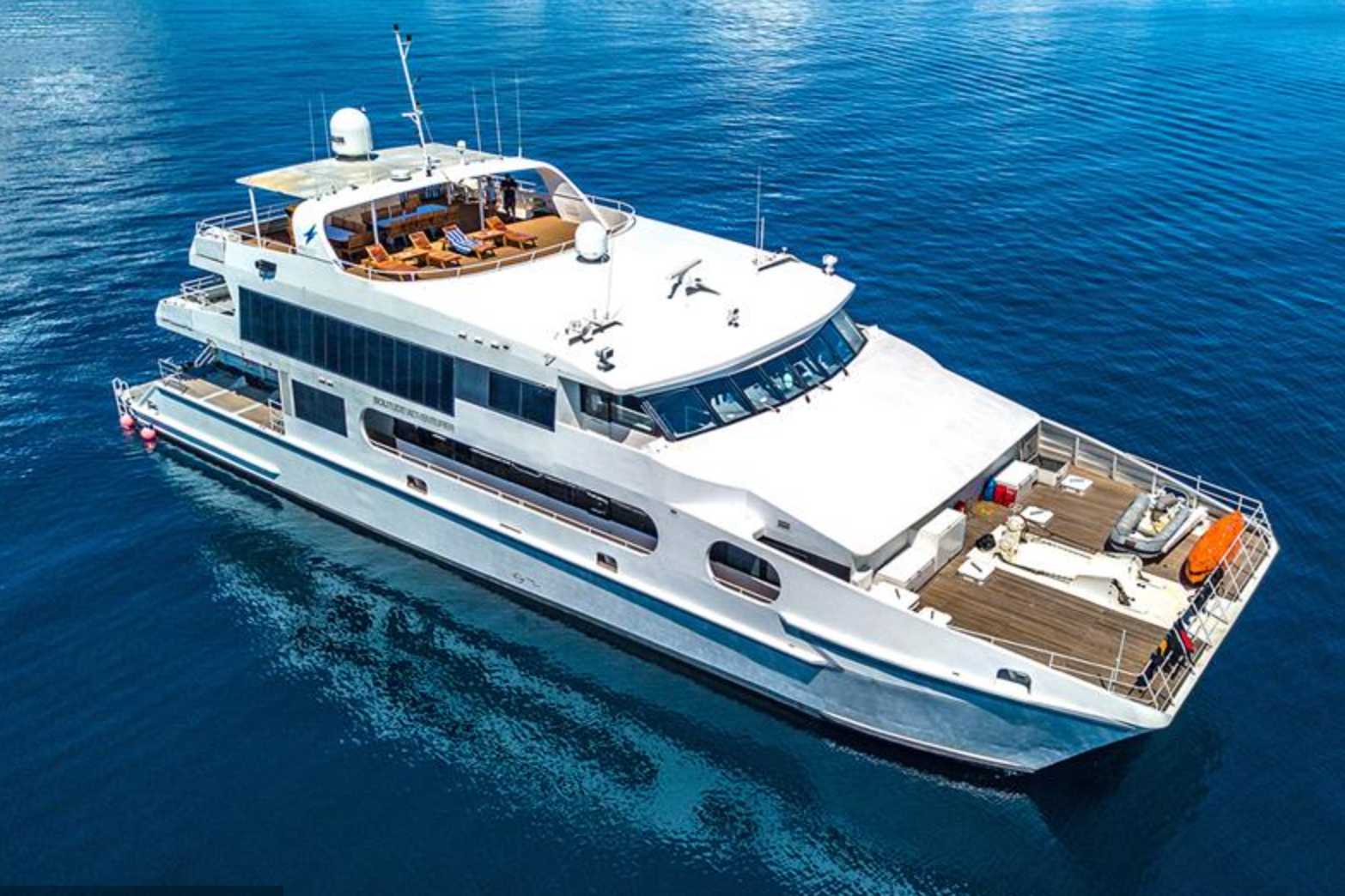 Solitude Adventurer liveaboard in Raja Ampat