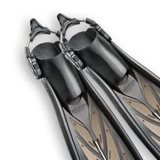Apeks RK3 Military dive fin with a metal spring heel strap